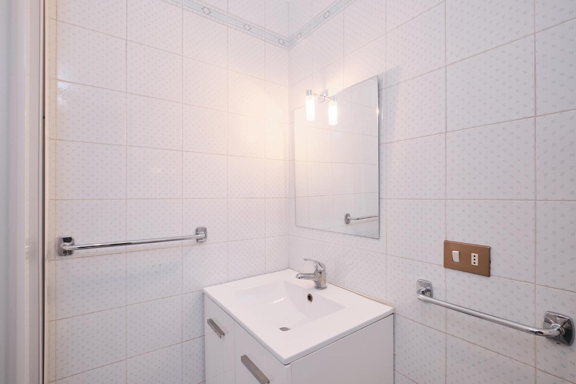 Parcheggio Gratuito, Wi-Fi -Netflix & Ac Apartment Рим Екстериор снимка